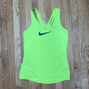 NWOT Nike Pro‎ Neon Tank Top💕